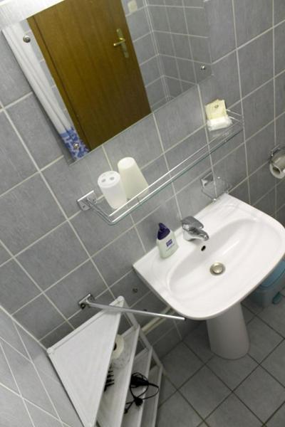 Domin Osijek Hotel ภายนอก รูปภาพ